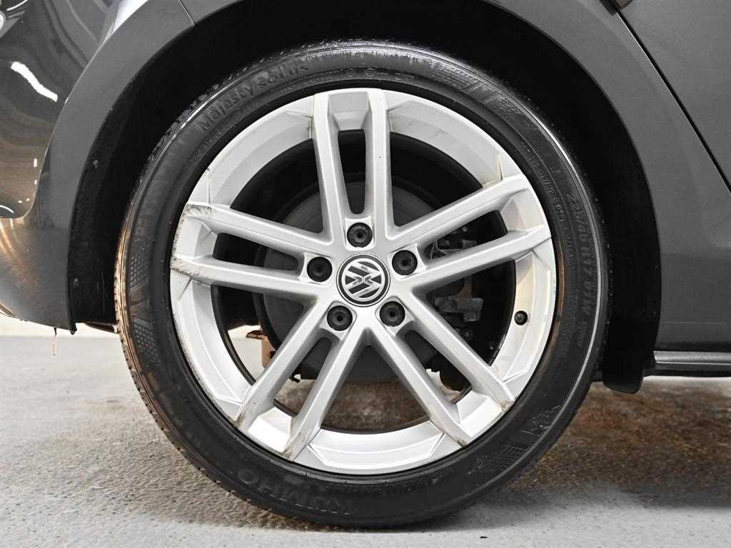 Volkswagen Golf - Vista 5