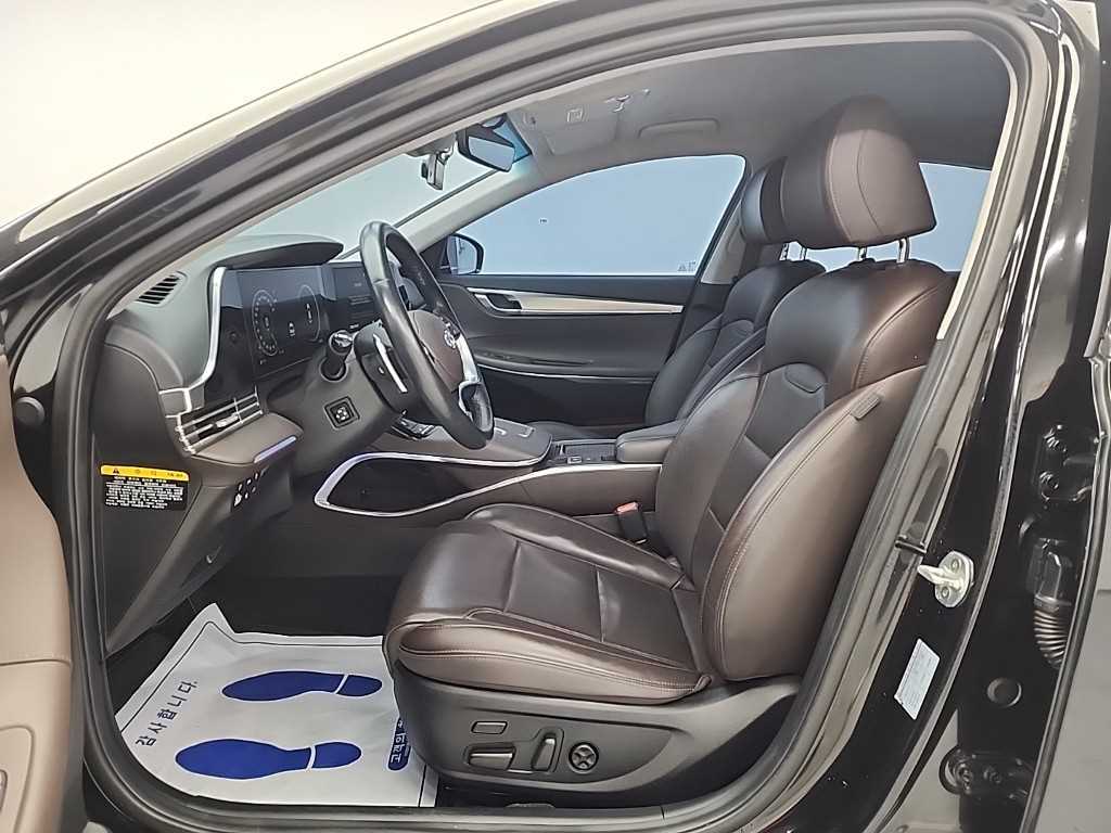 HYUNDAI Grandeur - Vista 11