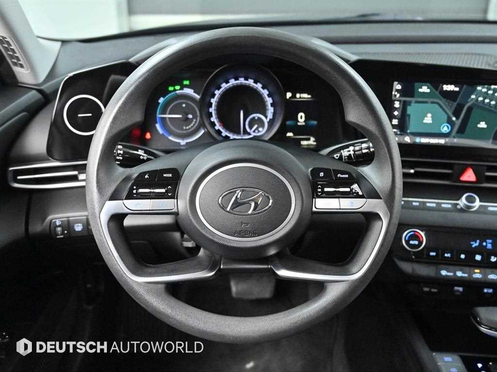 HYUNDAI Avante - Vista 12