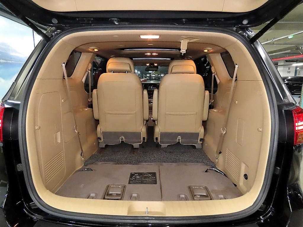 KIA Carnival 2016 Negro - Importación desde Corea - HF Imports Iquique - Foto 17