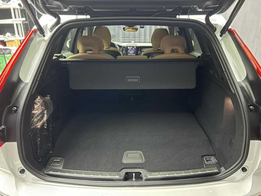 Volvo XC60 - Vista 5