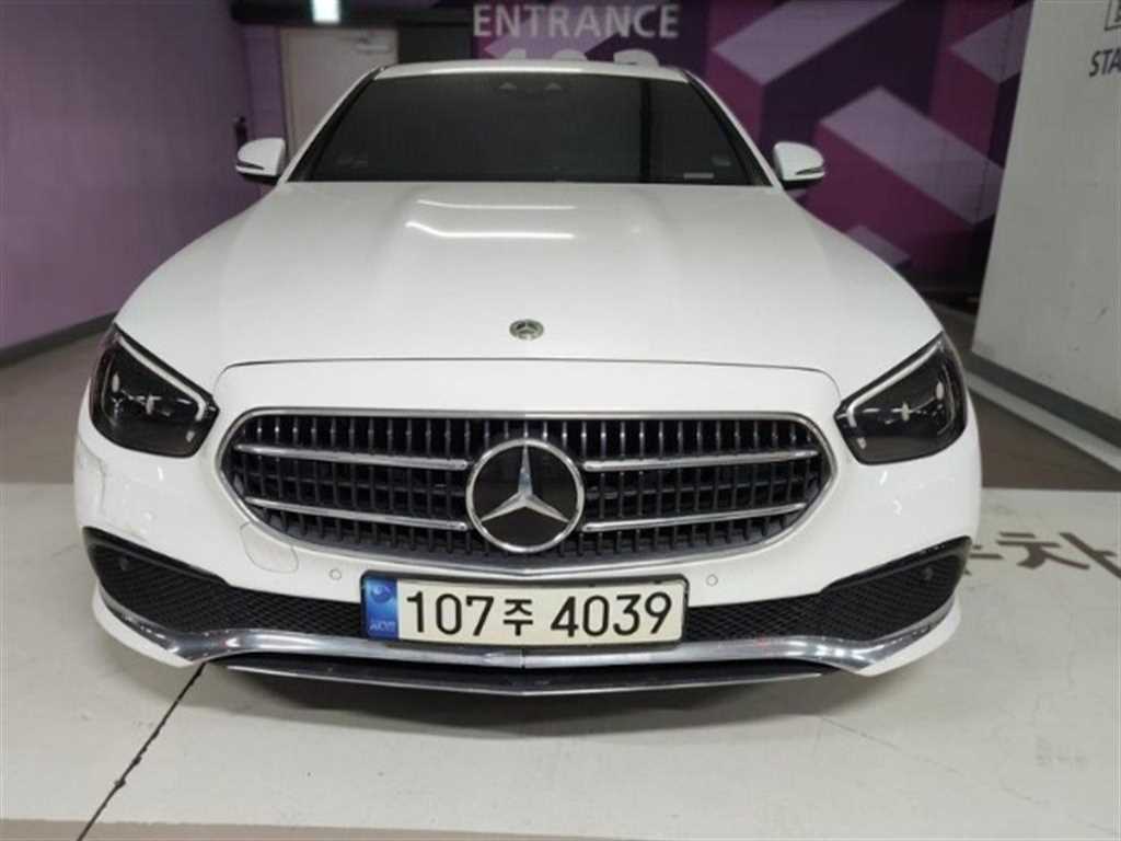 Mercedes Benz E class 2021 Blanco - Importación desde Corea - HF Imports Iquique - Foto 1