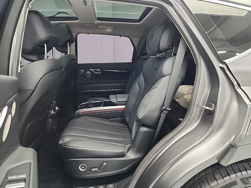 Genesis GV80 - Vista 12