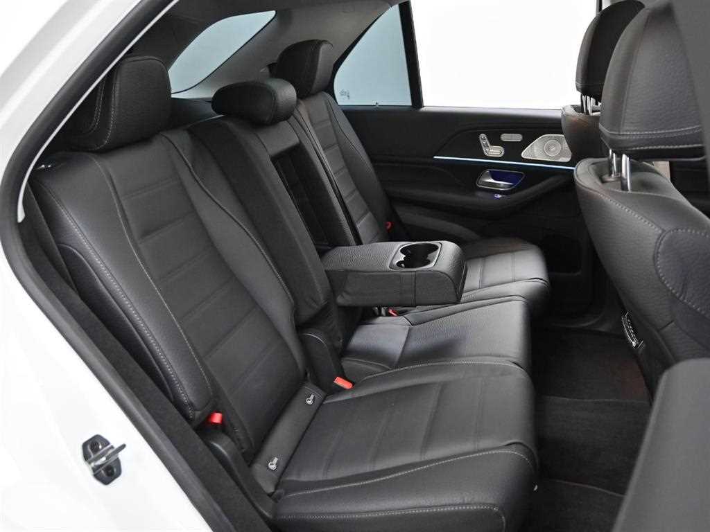 Mercedes Benz GLE Class - Vista 12