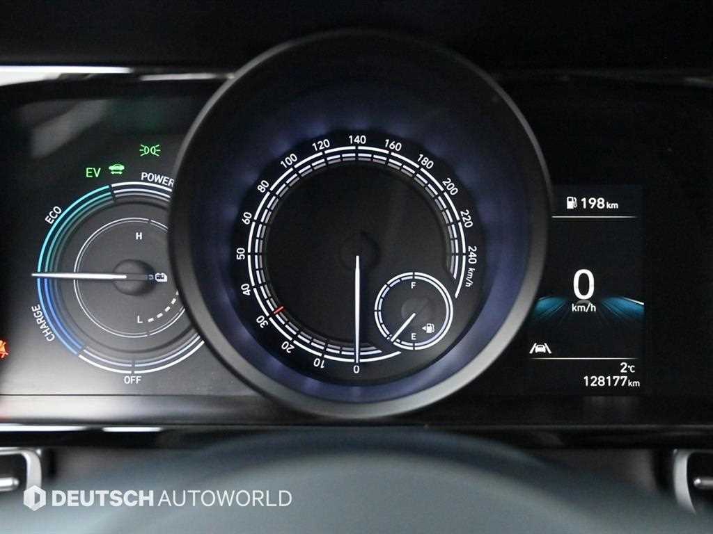 HYUNDAI Avante - Vista 8