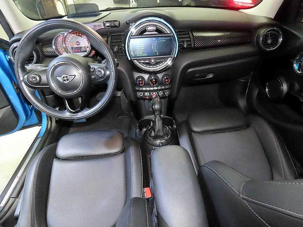 Mini Cooper - Vista 10