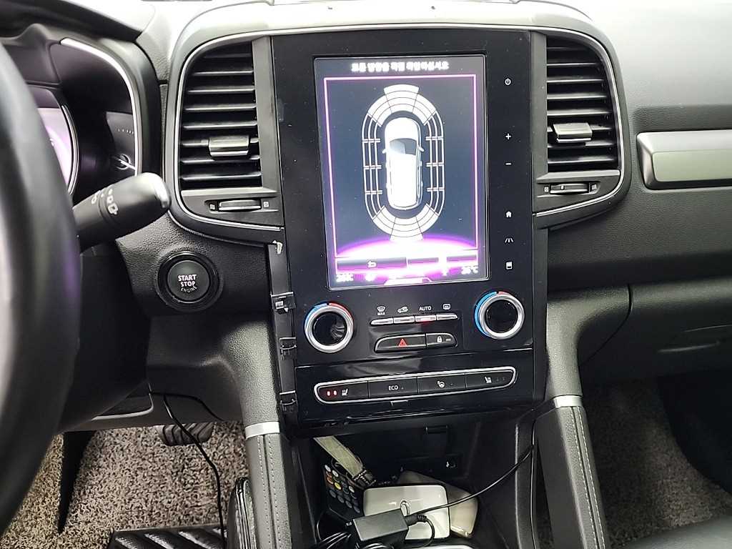 SAMSUNG QM6 - Vista 10