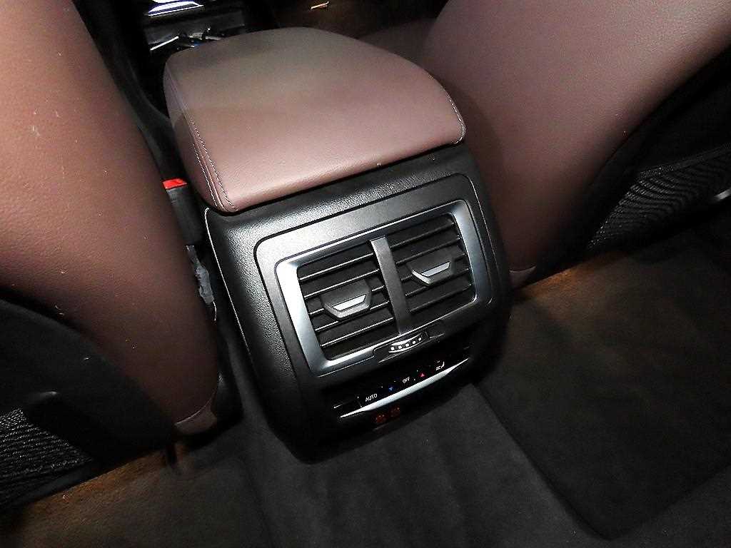 BMW iX3 2023 Azul - Importación desde Corea - HF Imports Iquique - Foto 14