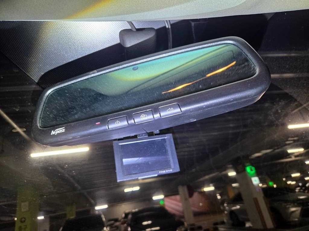 Ssangyong Tivoli - Vista 8