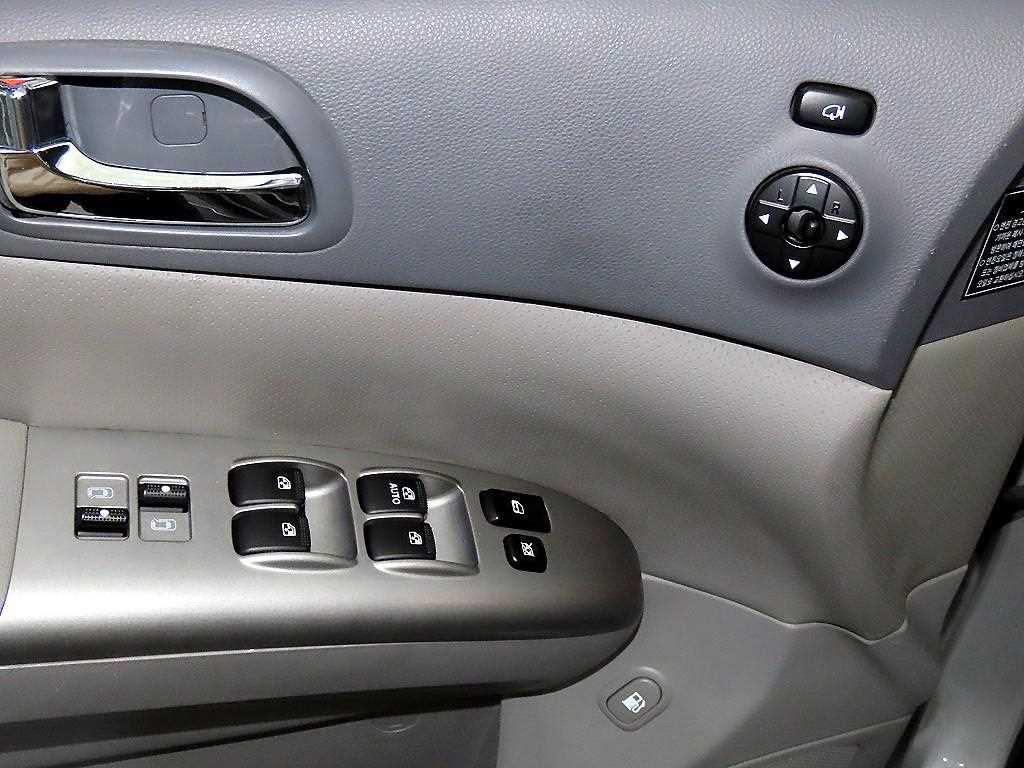 KIA Carnival 2012 Plateado - Importación desde Corea - HF Imports Iquique - Foto 14