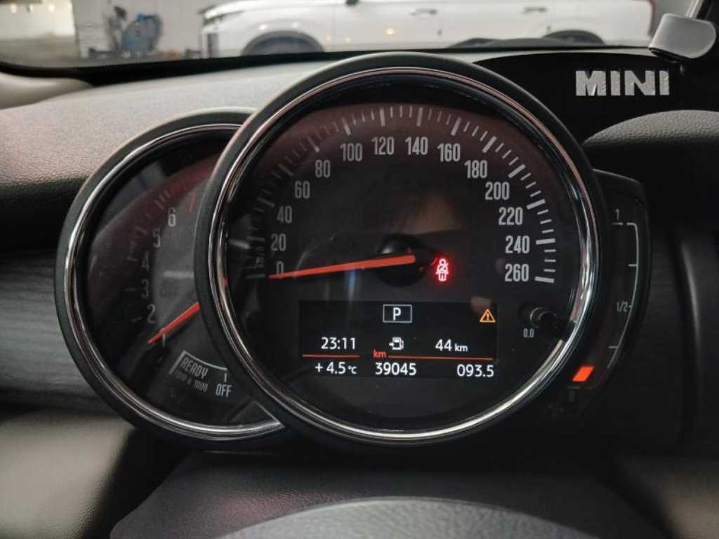 Mini Cooper - Vista 12