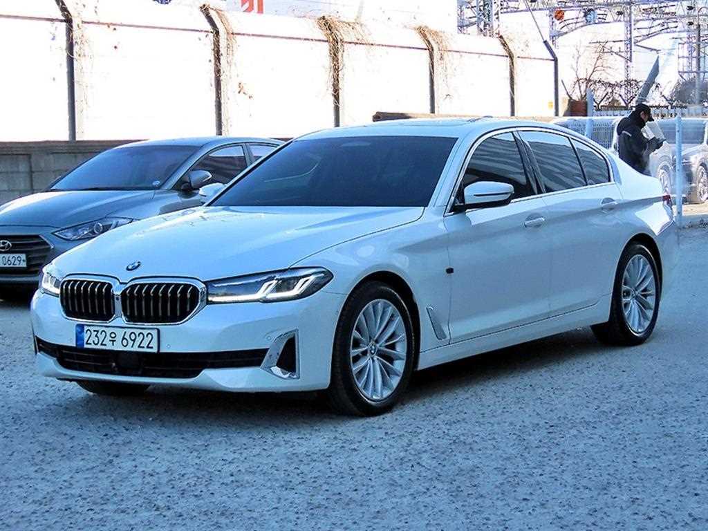 BMW 5 Series - Vista 3