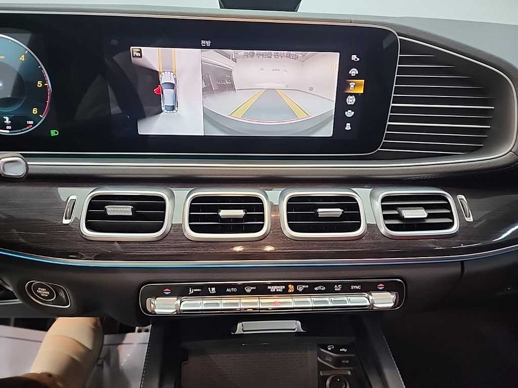 Mercedes Benz GLE Class - Vista 10