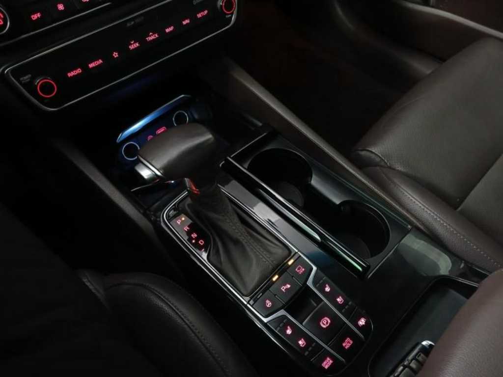 KIA K7 2018 Negro - Importación desde Corea - HF Imports Iquique - Foto 15