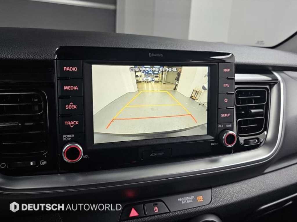 KIA Stonic 2018 Azul - Importación desde Corea - HF Imports Iquique - Foto 15