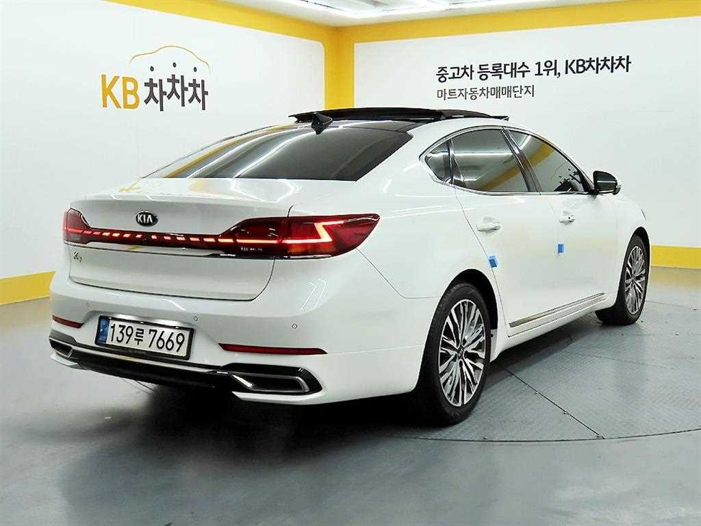 KIA K7 - Vista 4