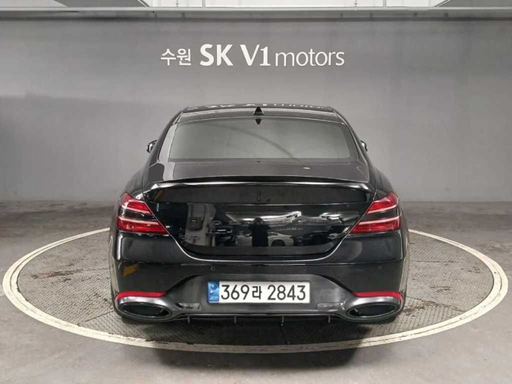 Genesis G70 - Vista 2