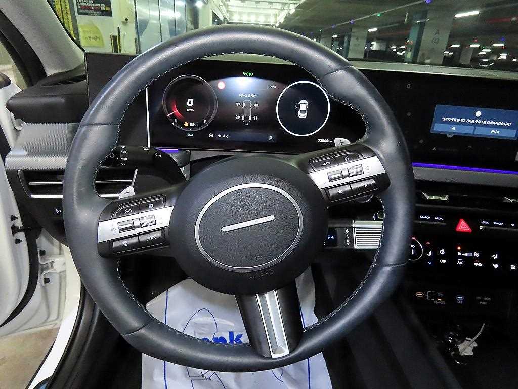 HYUNDAI Sonata - Vista 8