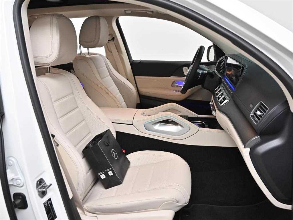 Mercedes Benz GLE Class - Vista 10