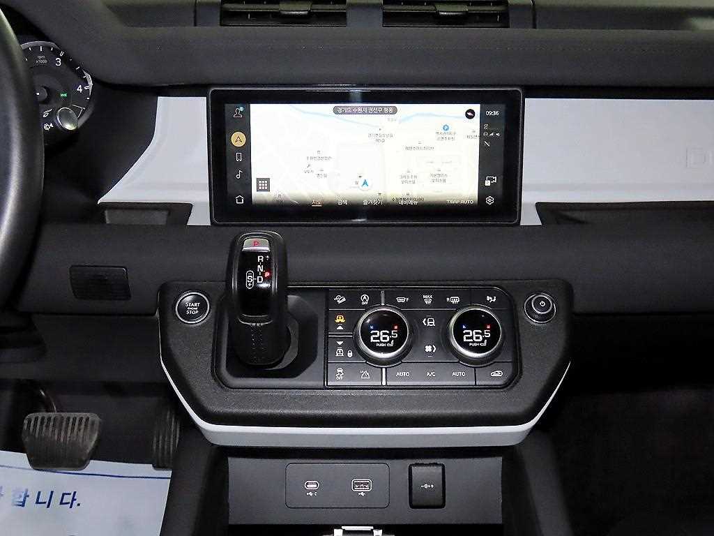 Land Rover Defender - Vista 11