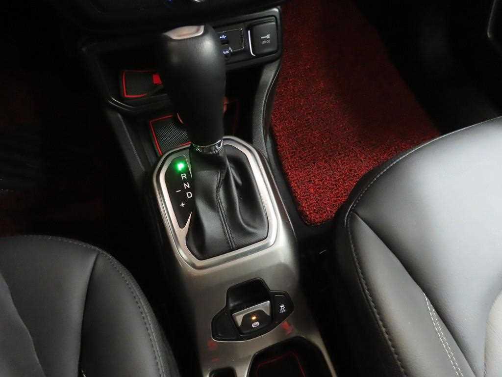 Jeep Renegade 2021 Rojo - Importación desde Corea - HF Imports Iquique - Foto 13