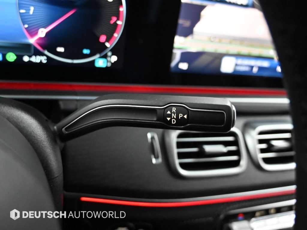 Mercedes Benz GLE Class - Vista 9