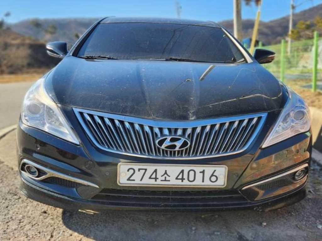 HYUNDAI Grandeur - Vista 2