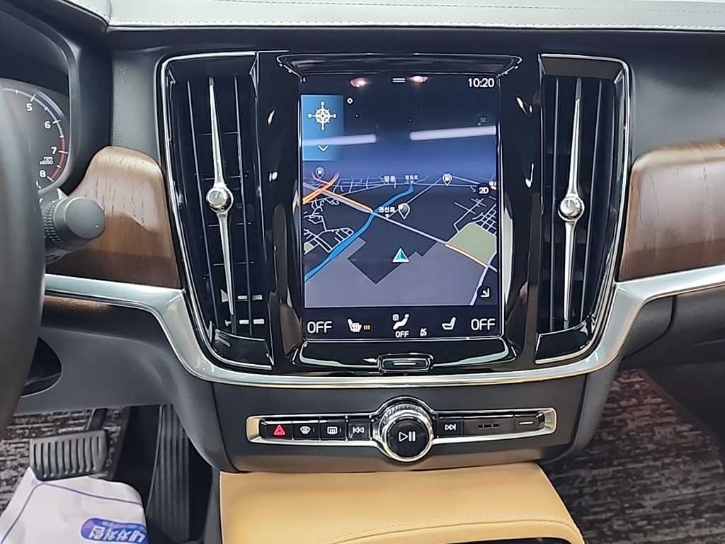 Volvo S90 - Vista 10