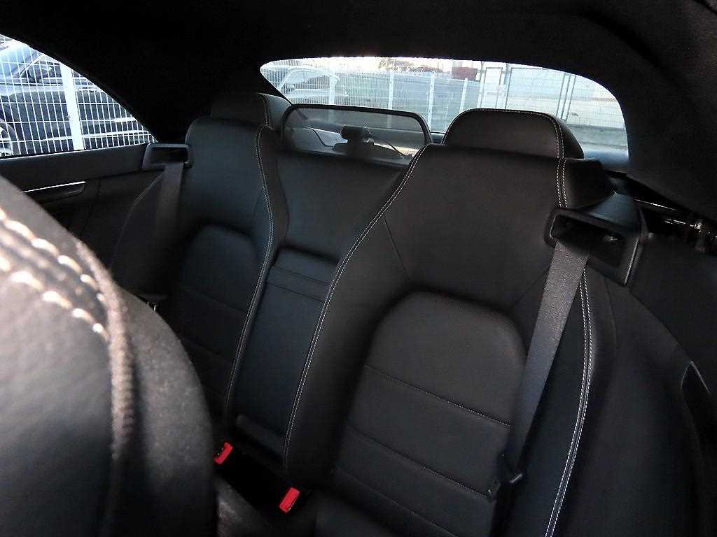 Mercedes Benz E class - Vista 10