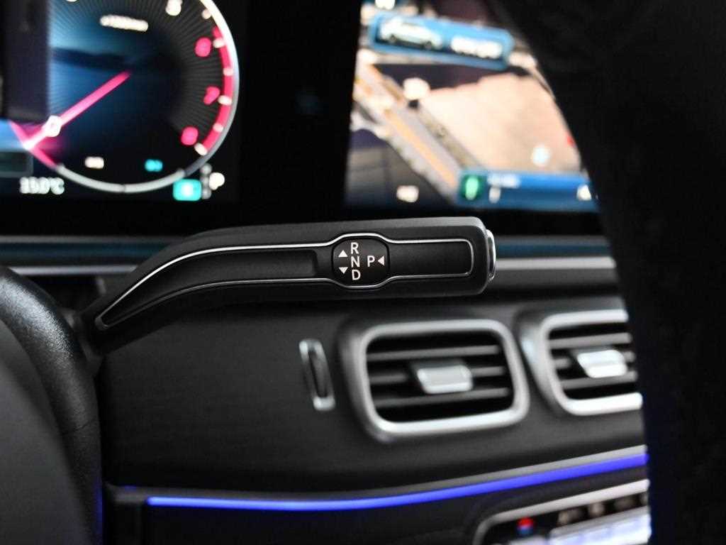 Mercedes Benz GLE Class - Vista 9