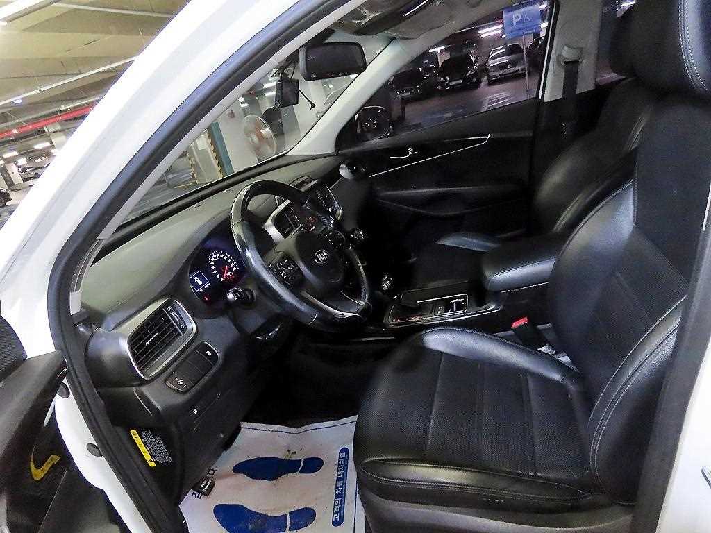 KIA Sorento - Vista 6