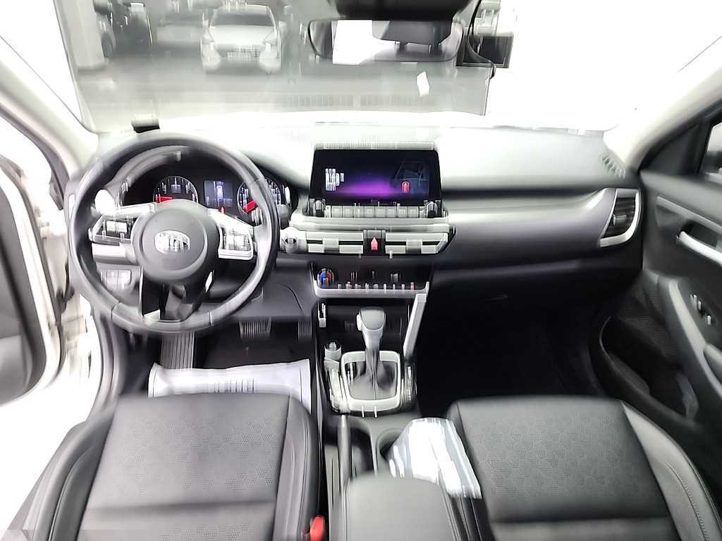 KIA Seltos - Vista 7