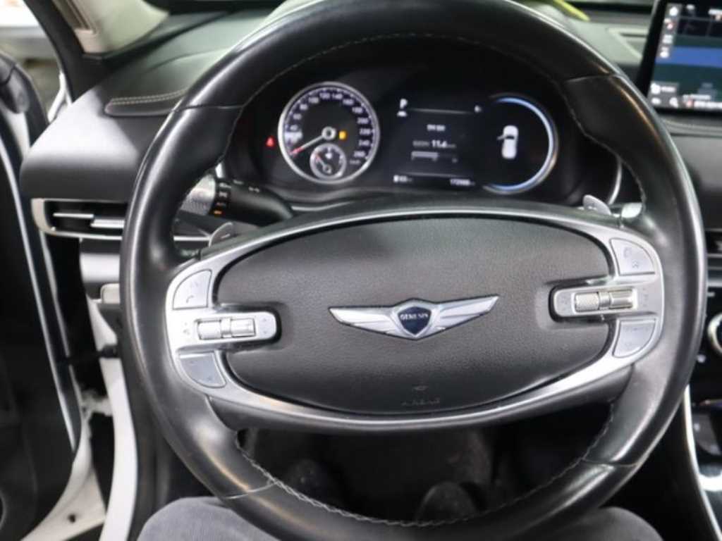 Genesis GV80 - Vista 7