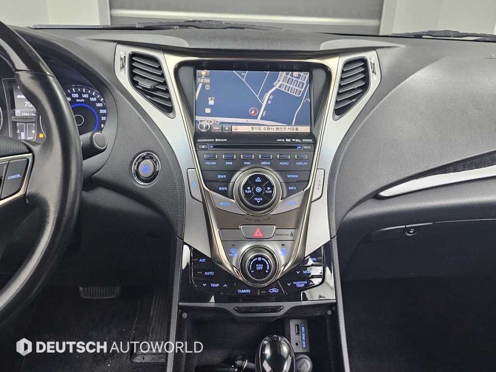 HYUNDAI Grandeur - Vista 6