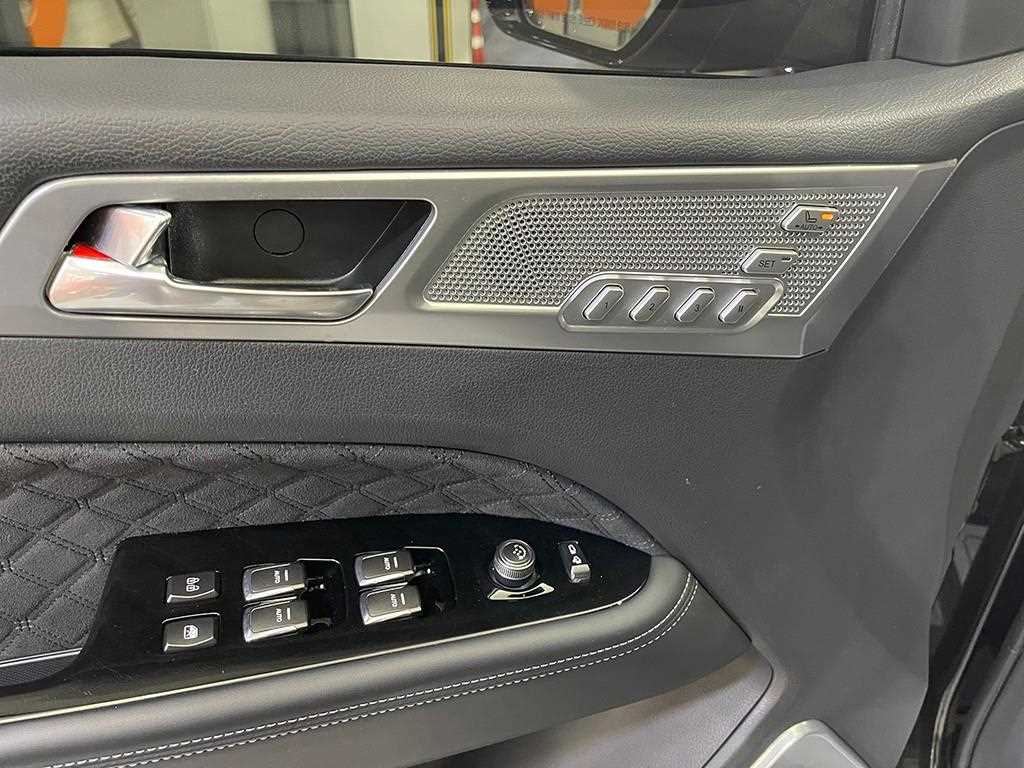 Ssangyong Rexton - Vista 12