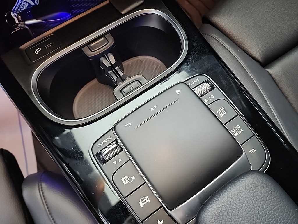 Mercedes Benz A Class 2021 Negro - Importación desde Corea - HF Imports Iquique - Foto 17