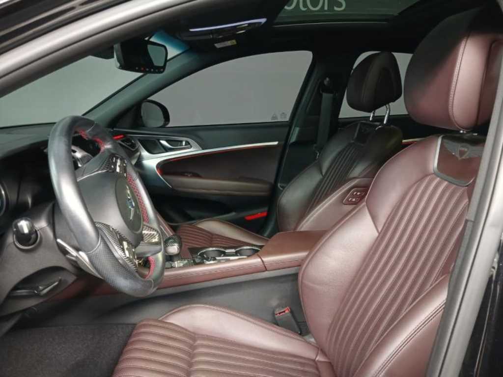 Genesis G70 - Vista 7