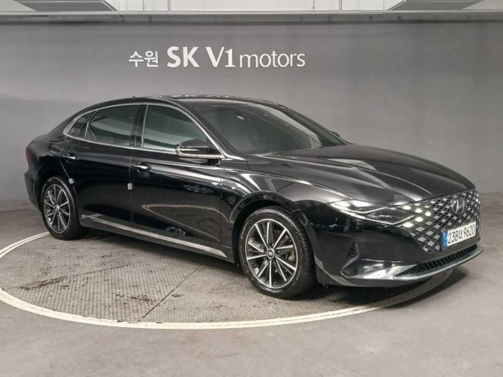 HYUNDAI Grandeur - Vista 5