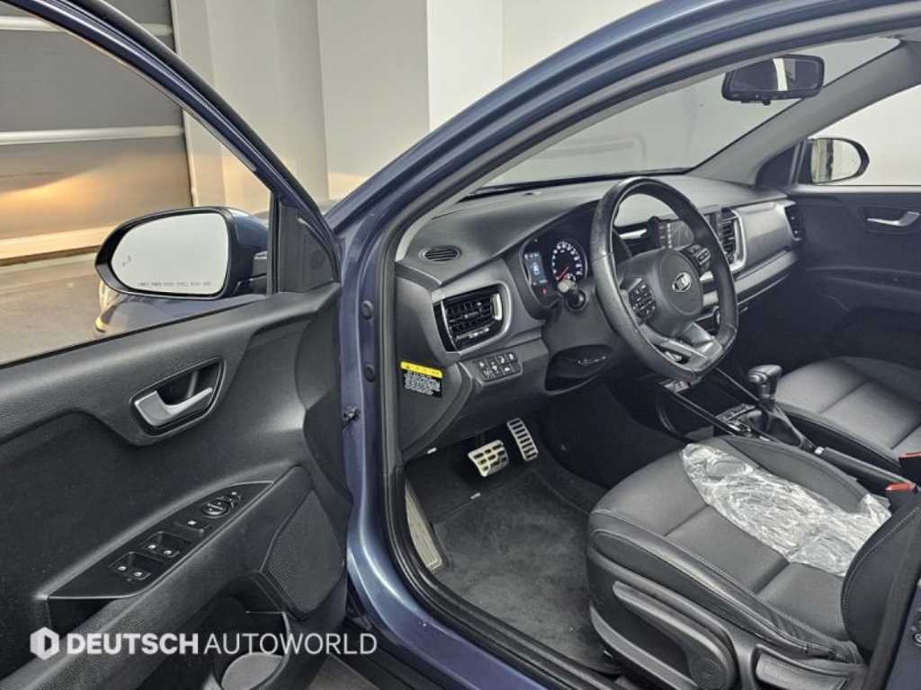 KIA Stonic - Vista 11