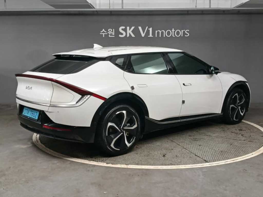 KIA EV6 - Vista 4