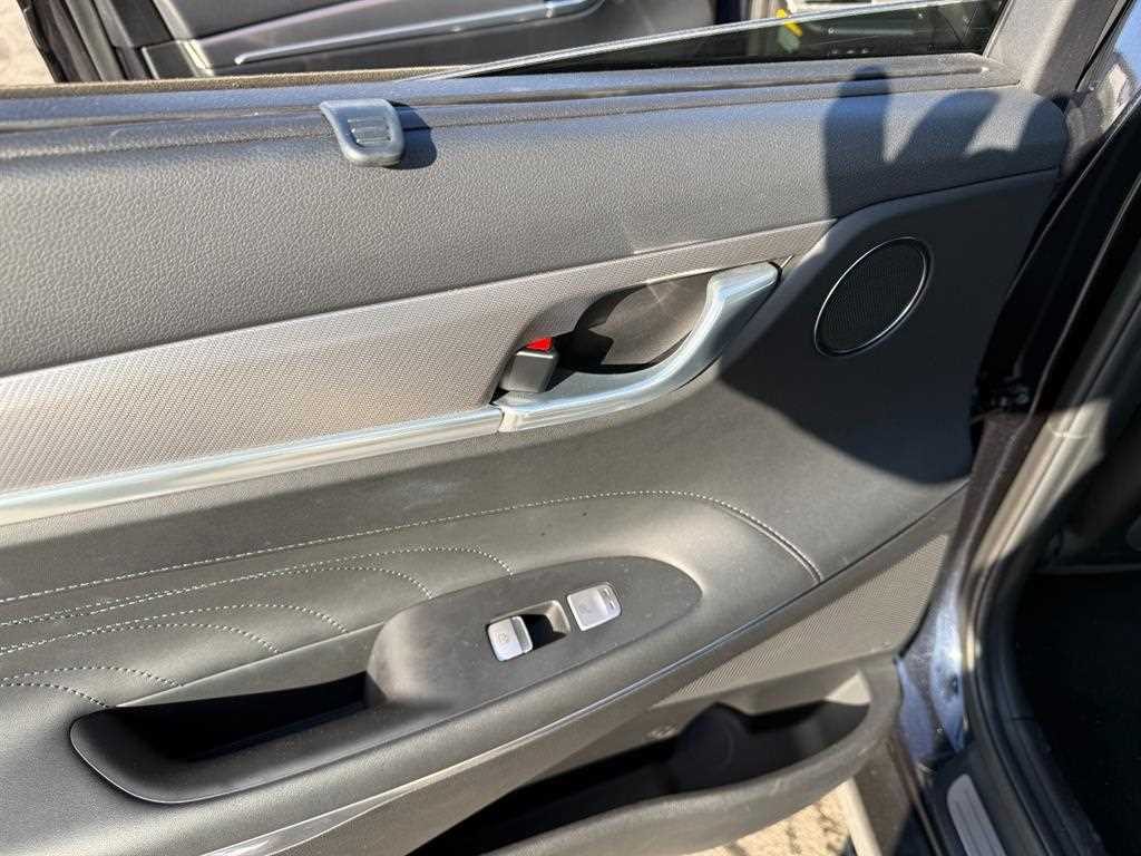 HYUNDAI Grandeur - Vista 9