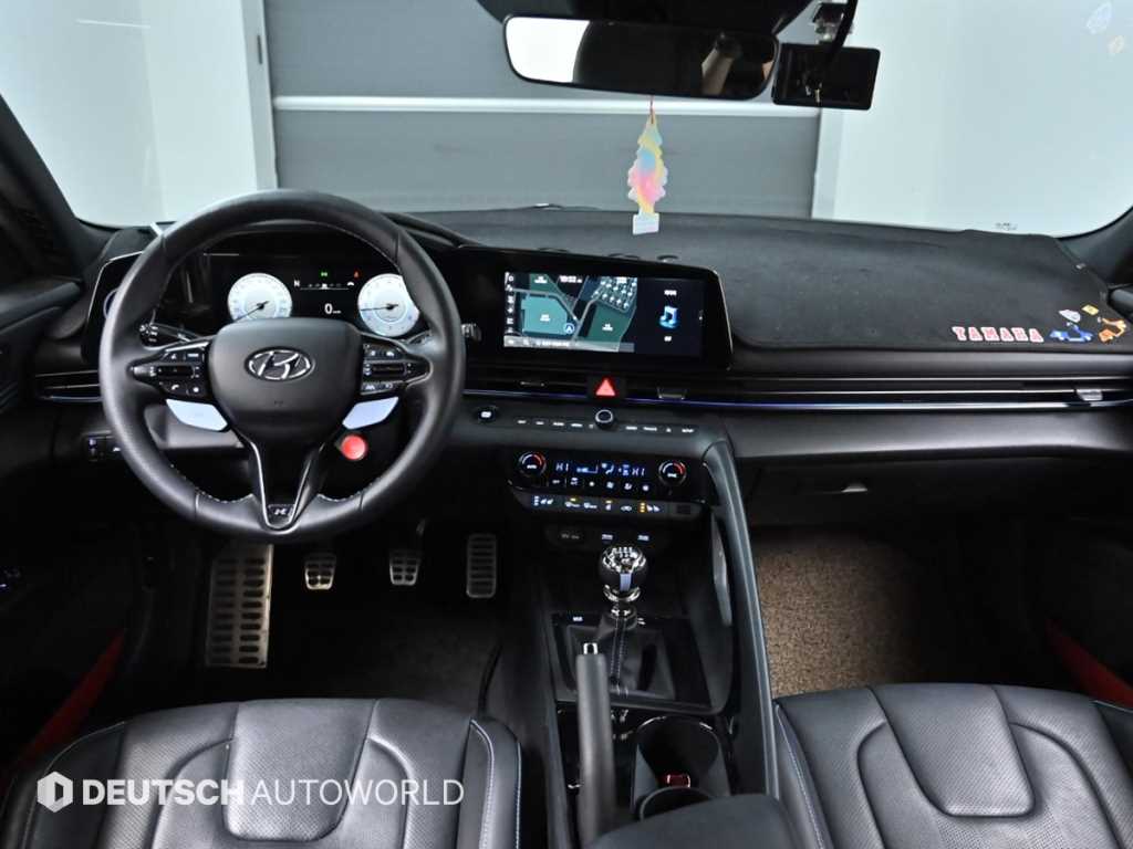 HYUNDAI Avante - Vista 7