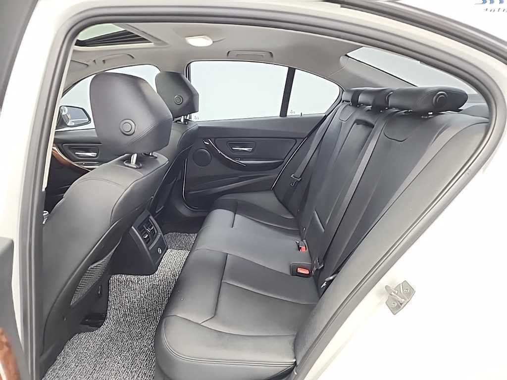 BMW 3 series - Vista 12