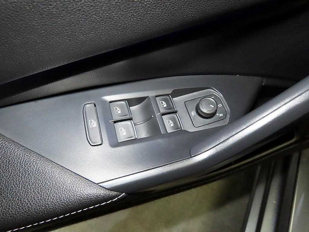 Volkswagen Jetta 2023 Gris - Importación desde Corea - HF Imports Iquique - Foto 13