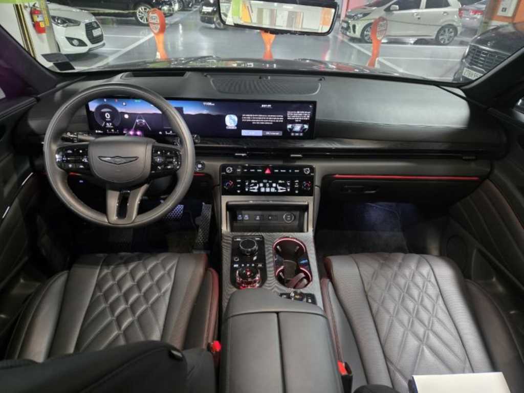 Genesis GV80 - Vista 7