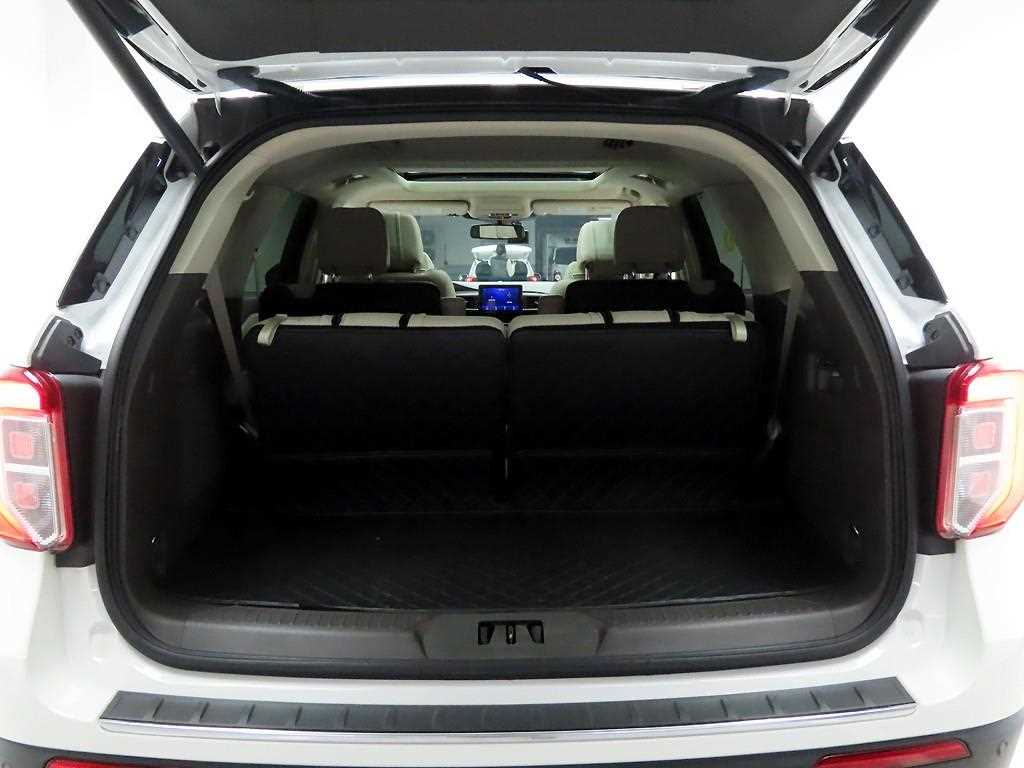 Ford Explorer - Vista 5