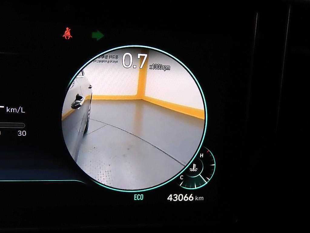 HYUNDAI Grandeur - Vista 8