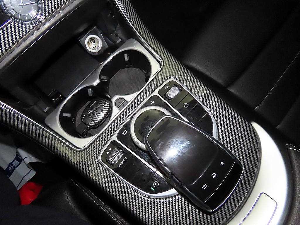 Mercedes Benz C Class 2016 Plateado - Importación desde Corea - HF Imports Iquique - Foto 13