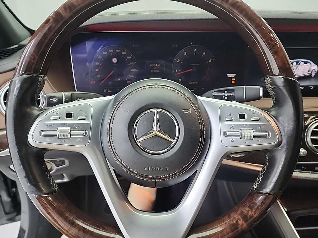 Mercedes Benz S Class - Vista 9