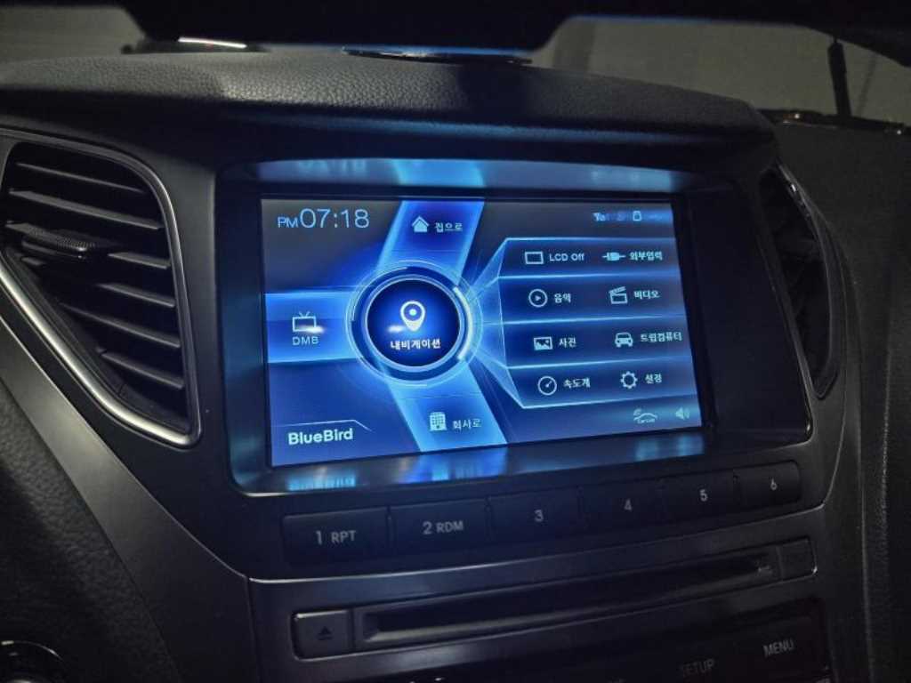 HYUNDAI Grandeur - Vista 8